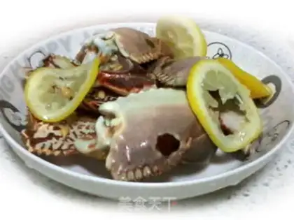 Make Spicy sauce, crabcrackers step 0