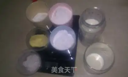 Make The colored mooncake step 1