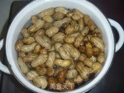 Make Salt-water peanuts step 3