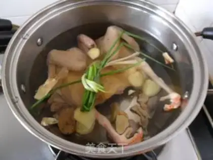 Make The yellow date pigeon soup step 2