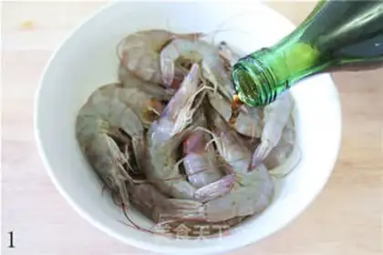 Make Black pepper, hot shrimp step 0