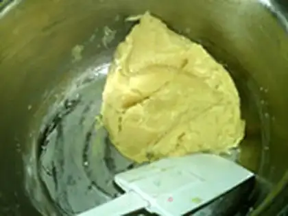 Make The pineapple moon cake step 6