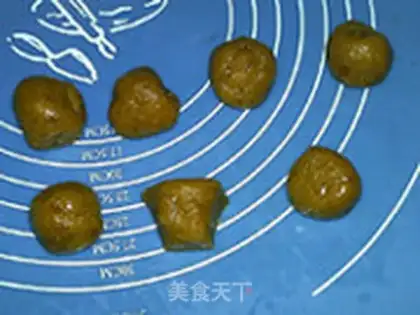 Make The pineapple moon cake step 9