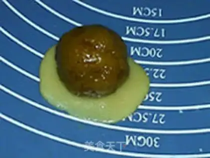 Make The pineapple moon cake step 12