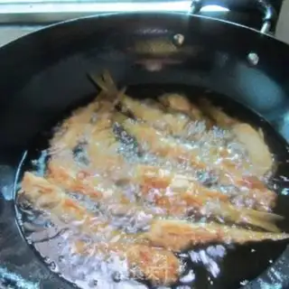 Make Yellow fish step 7