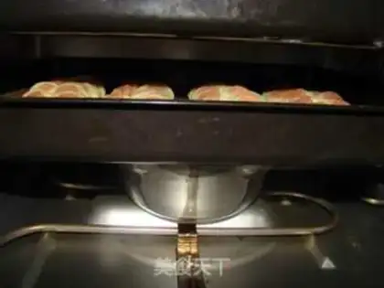 Make Onion sausage bread step 9
