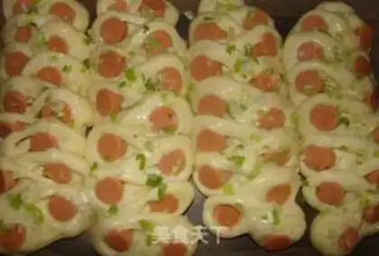 Make Onion sausage bread step 11