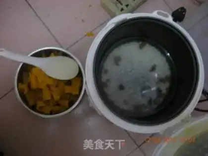 Make Pumpkin porridge step 1