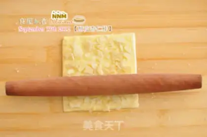 Make Soccer almond stick step 3