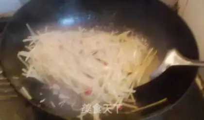 Make Spicy potatoes step 4