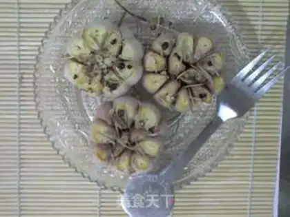 Make Rosemary makes garlic step 5