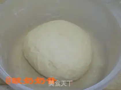 Make The cabbage pie step 0