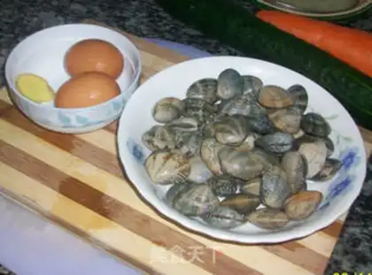 Make Cracking eggs step 0