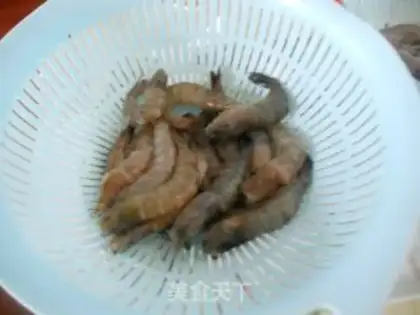 Make Spicy shrimp step 1