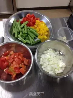Make Spanish seafood step 4