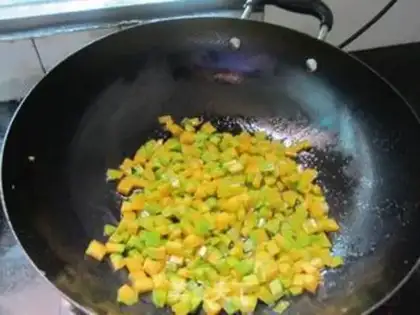 Make Old pumpkin rice step 3