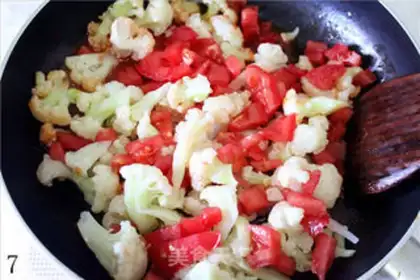 Make Tomato blossoms step 6