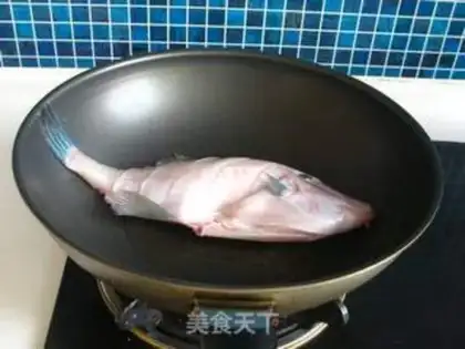 Make Red-fried skinfish step 3