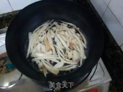 Make The apricot mushrooms, the sauerkraut step 2