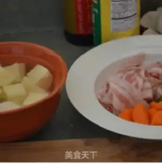 Make Potato stew step 0