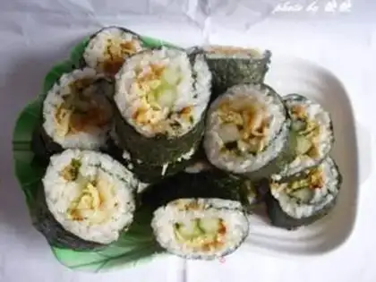 Make Hot cabbage sushi step 13