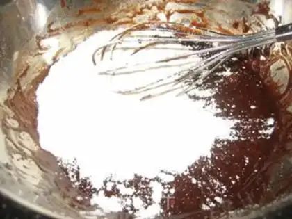 Make Brownie cheesecake step 3