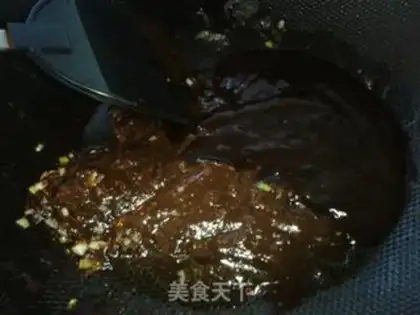 Make Meat and eggplant noodles step 2