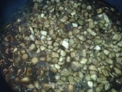 Make Meat and eggplant noodles step 3
