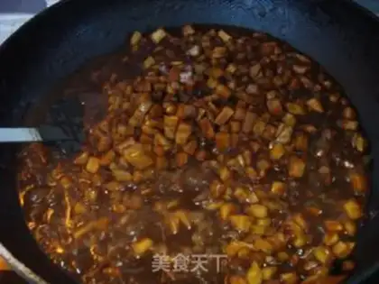 Make Meat and eggplant noodles step 4