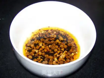 Make Red oil sour dumplings step 8