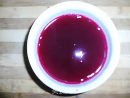 Make Plum vase step 2