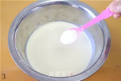 Make The birthday crane cake step 2