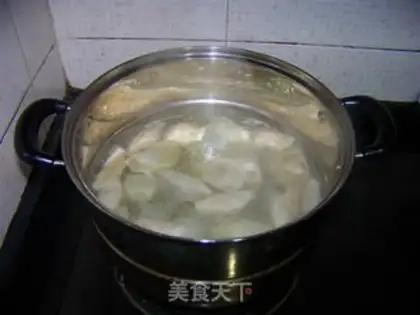 Make Red oil sour dumplings step 11