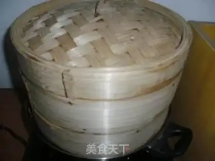 Make Plum vase step 13