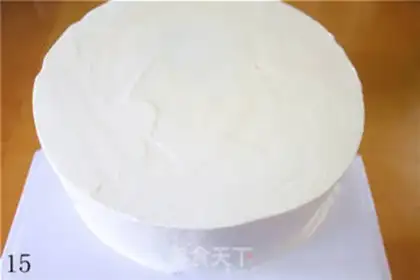 Make The birthday crane cake step 14