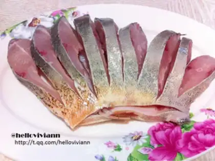 Make Peacock Opens Fish step 1