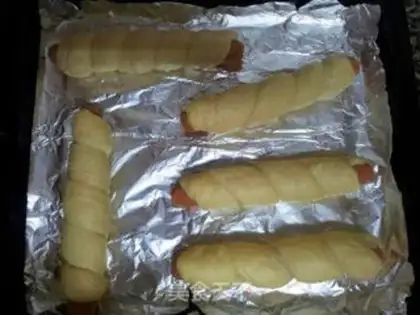 Make Ham sausage rolls step 8