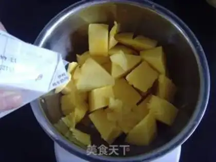 Make Mango cheese mousse step 1