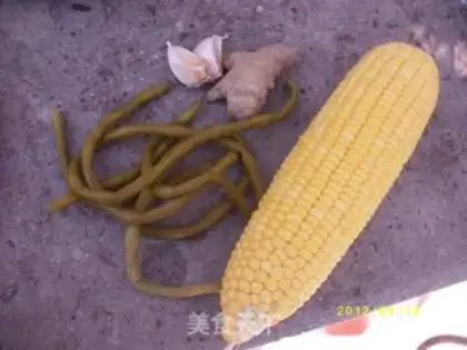 Make Sour bean corn ribs soup step 1