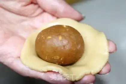 Make Lian Yuen Zhui step 5