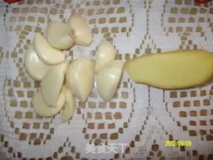 Make Homemade honey pepper sauce step 1