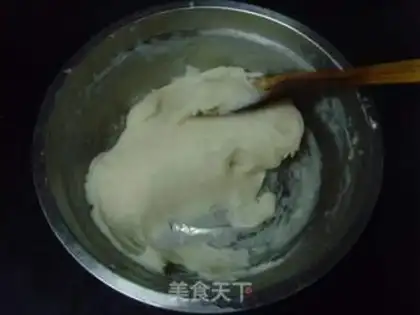 Make A melon ice-cream moon cake step 5