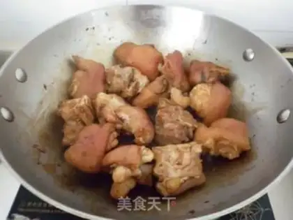Make Red burning of pigs