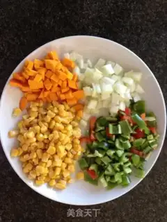 Make Pineapple rice step 1