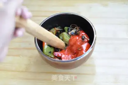 Make Scramble chili step 4