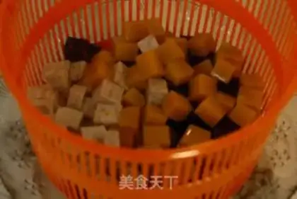 Make Coconut Sanbao step 2