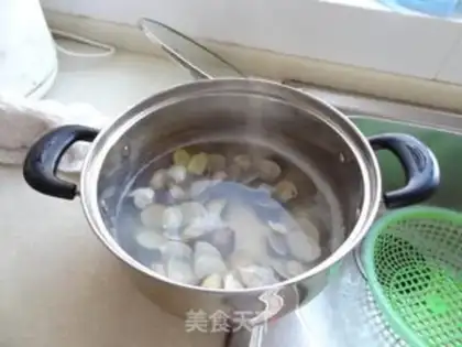 Make Flower clams and eggs step 2