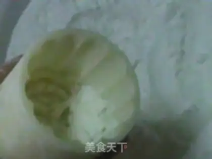 Make Mango coconut ice-cream mooncake step 19