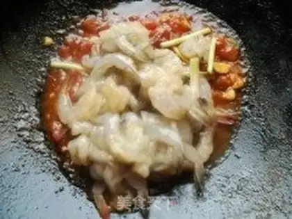 Make Turn on the tomato shrimp step 7