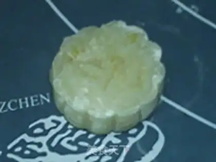 Make Mango coconut ice-cream mooncake step 22